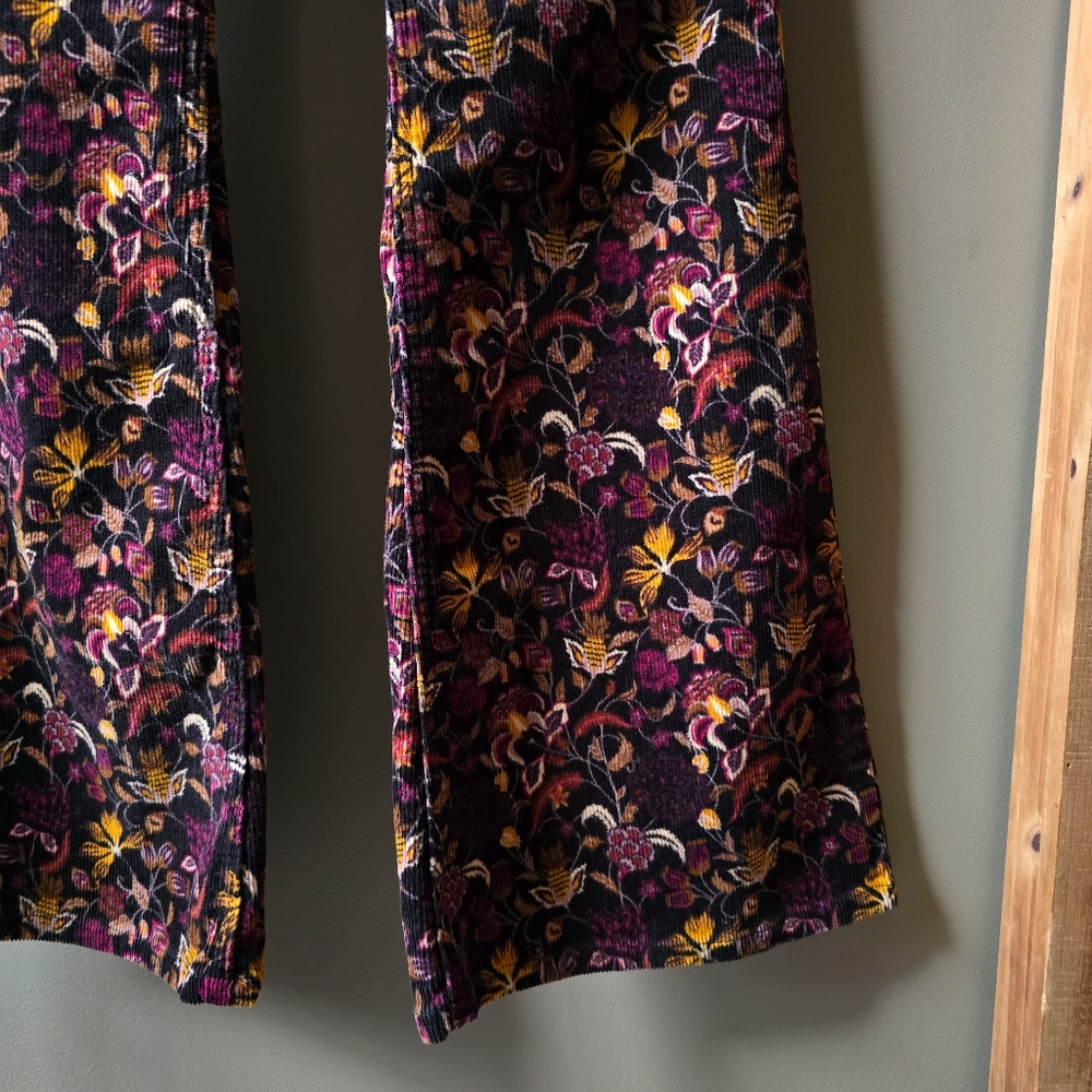 Wrangler High-Rise Fierce Flare Floral Printed Corduroy Jeans Nwt - Picture 4 of 8